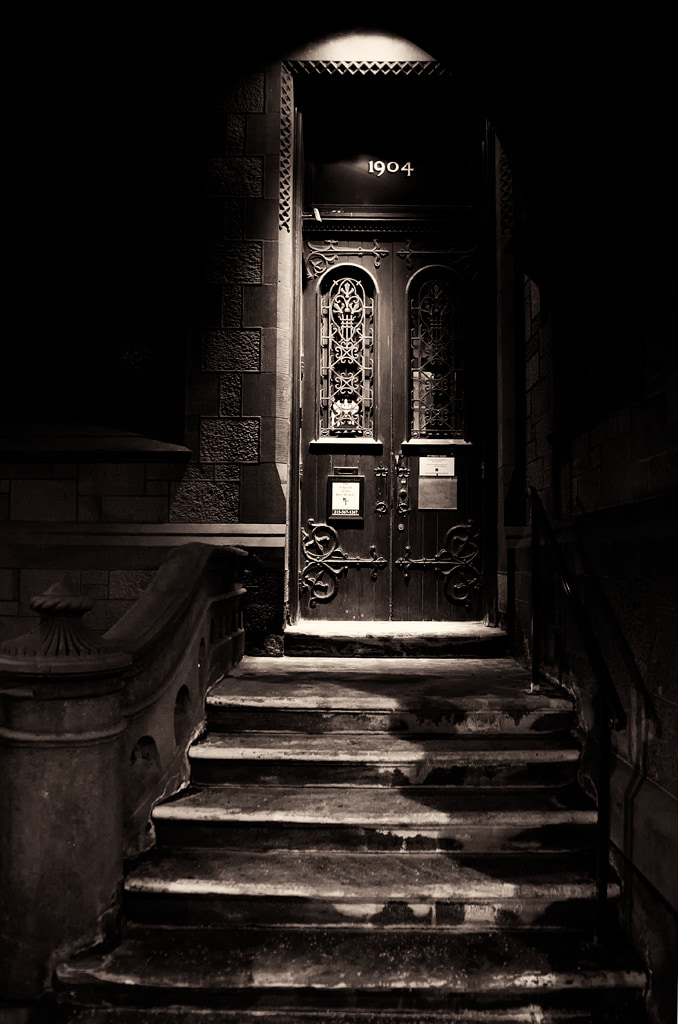 Door 1904